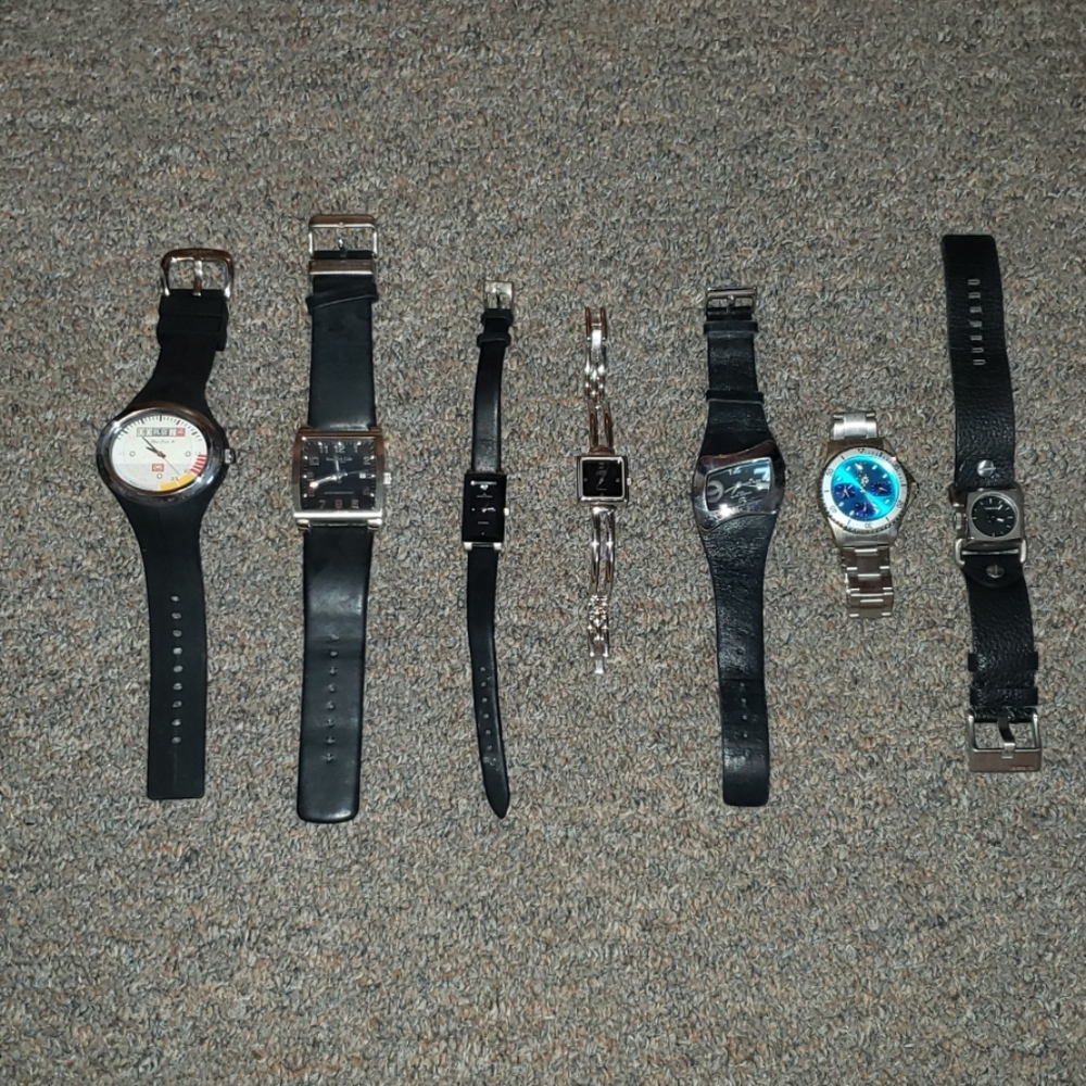 Seven watches